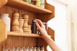 一枚板のオーダー家具の製作なら